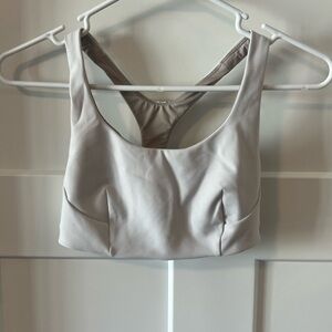 Lululemon bra size 4